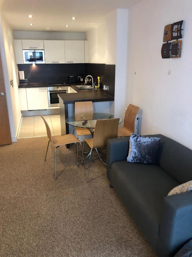 Lovely Serviced Apartment 2Min 2 City Center Manchester Eksteriør billede